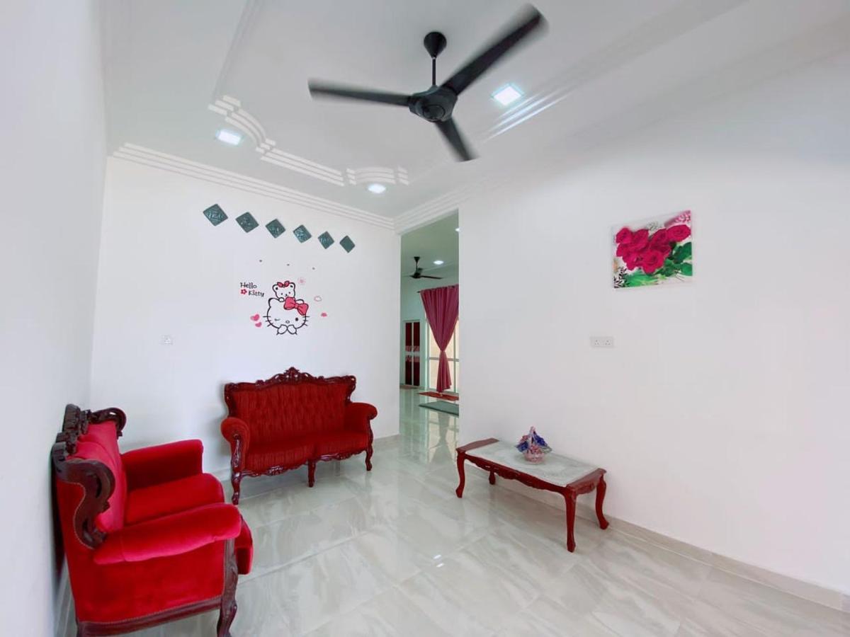 Villa Hellokitty House - Unit 1 Kuala Terengganu Exterior foto